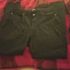 💙 2/$20 Paige jeans